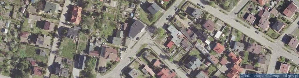 Zdjęcie satelitarne Kapliczka, Figura Świętych, Krzyż