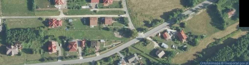 Zdjęcie satelitarne Kapliczka, Figura Świętych, Krzyż