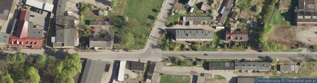 Zdjęcie satelitarne Kapliczka, Figura Świętych, Krzyż