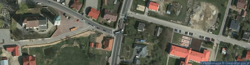 Zdjęcie satelitarne Kapliczka, Figura Świętych, Krzyż