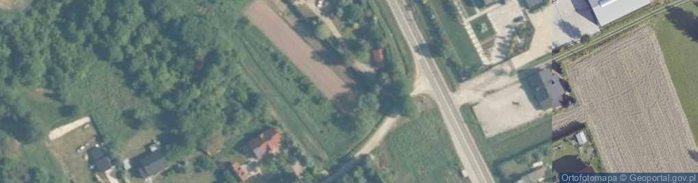 Zdjęcie satelitarne Kapliczka, Figura Świętych, Krzyż