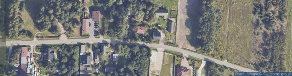 Zdjęcie satelitarne Kapliczka, Figura Świętych, Krzyż