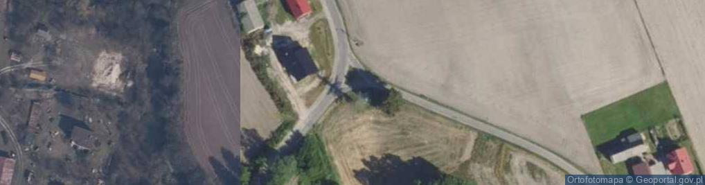 Zdjęcie satelitarne Kapliczka, Figura Świętych, Krzyż