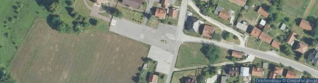 Zdjęcie satelitarne Kapliczka, Figura Świętych, Krzyż