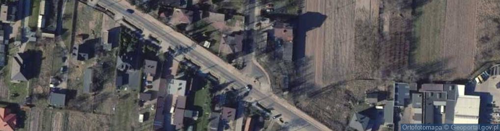 Zdjęcie satelitarne Kapliczka, Figura Świętych, Krzyż