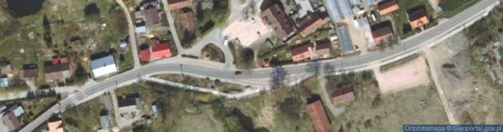 Zdjęcie satelitarne Kapliczka, Figura Świętych, Krzyż