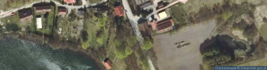 Zdjęcie satelitarne Kapliczka, Figura Świętych, Krzyż