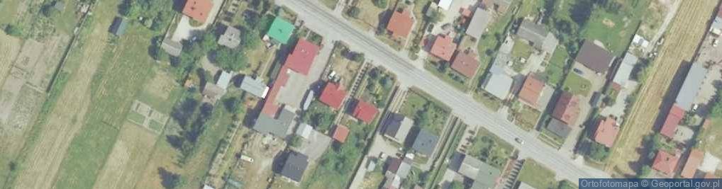 Zdjęcie satelitarne Kapliczka, Figura Świętych, Krzyż