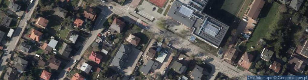 Zdjęcie satelitarne Kapliczka, Figura Świętych, Krzyż