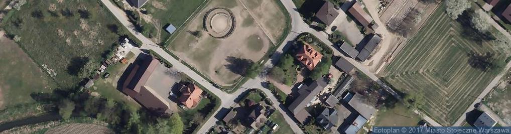 Zdjęcie satelitarne Kapliczka, Figura Świętych, Krzyż