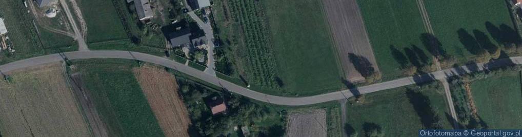 Zdjęcie satelitarne Kapliczka, Figura Świętych, Krzyż