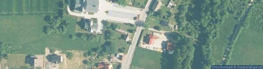 Zdjęcie satelitarne Kapliczka, Figura Świętych, Krzyż