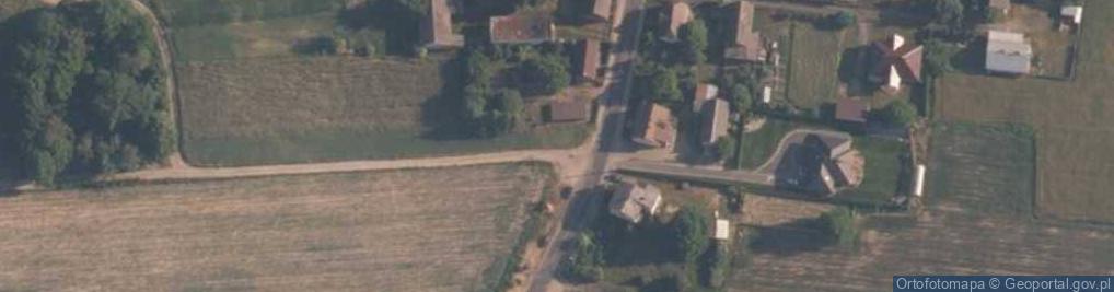 Zdjęcie satelitarne Kapliczka, Figura Świętych, Krzyż