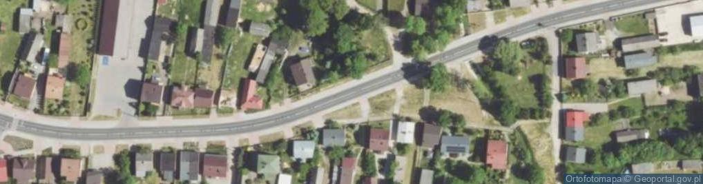 Zdjęcie satelitarne Kapliczka, Figura Świętych, Krzyż