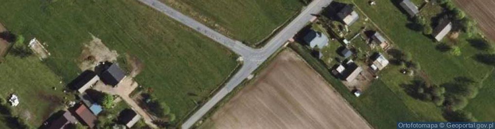 Zdjęcie satelitarne Kapliczka, Figura Świętych, Krzyż