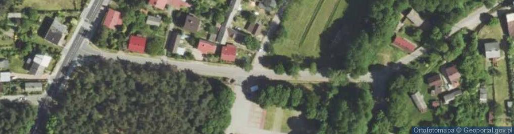 Zdjęcie satelitarne Kapliczka, Figura Świętych, Krzyż