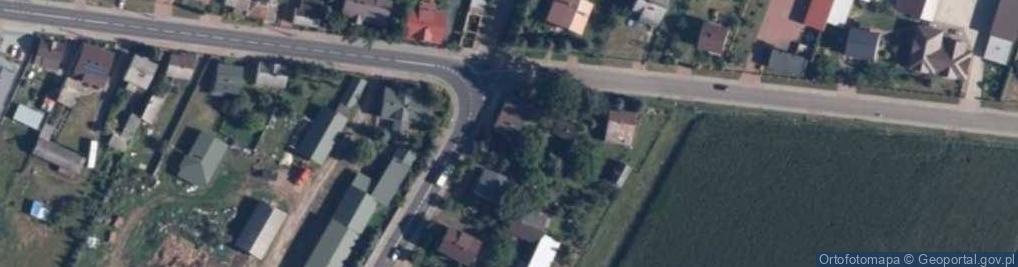 Zdjęcie satelitarne Kapliczka, Figura Świętych, Krzyż