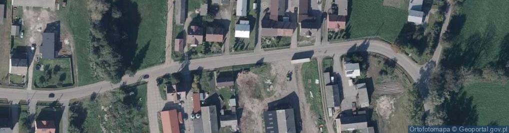 Zdjęcie satelitarne krzyż drewniany