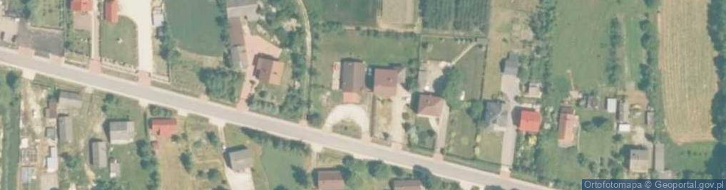 Zdjęcie satelitarne Metalowy krzyż