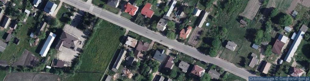 Zdjęcie satelitarne Metalowy krzyż