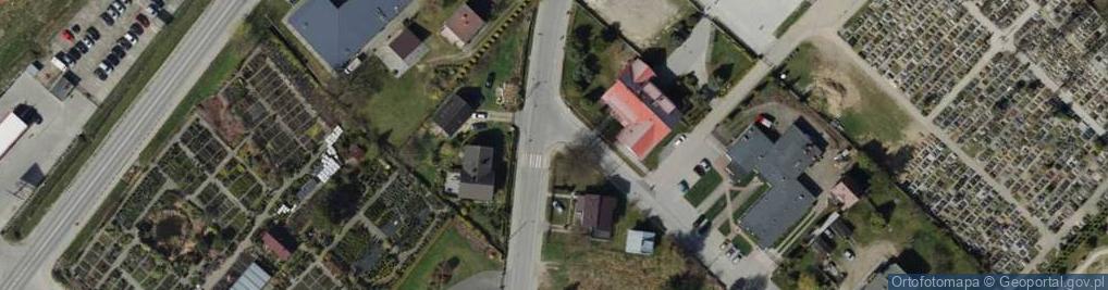 Zdjęcie satelitarne Metalowy krzyż