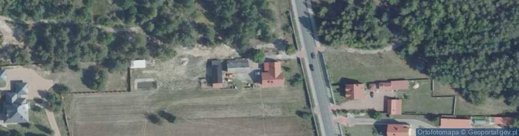 Zdjęcie satelitarne Metalowy krzyż