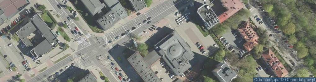 Zdjęcie satelitarne Forum