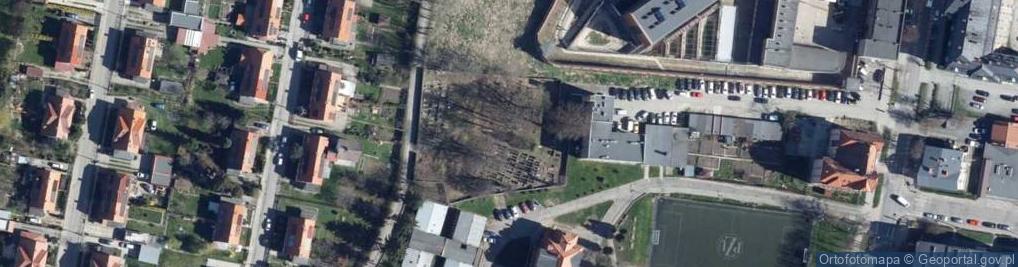 Zdjęcie satelitarne Cmentarz żydowski w Kłodzku
