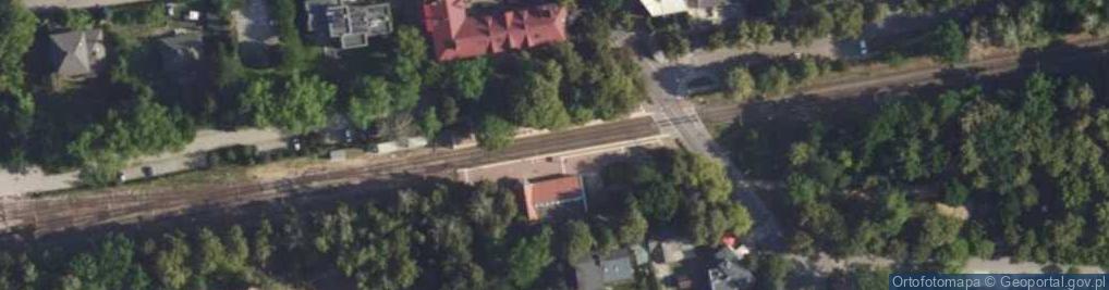 Zdjęcie satelitarne Podkowa Leśna Główna