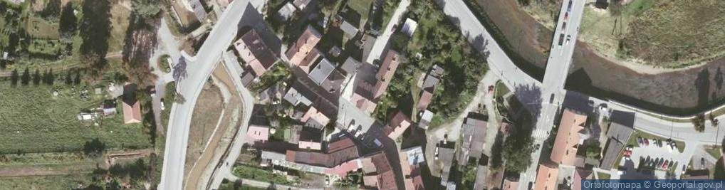 Zdjęcie satelitarne Komisariat Policji w Leśnej