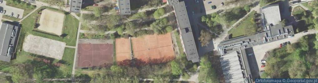 Zdjęcie satelitarne Kort tenisowy