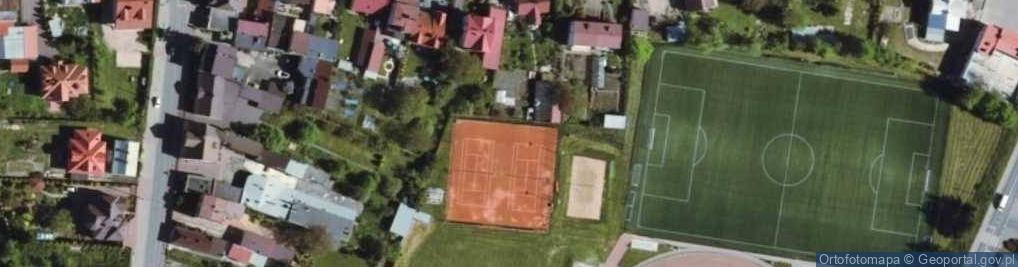 Zdjęcie satelitarne Kort tenisowy