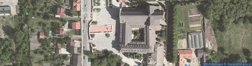 Zdjęcie satelitarne Kościół św. Bartłomieja w Krakowie (Mogiła)