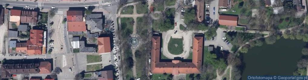 Zdjęcie satelitarne KWIATY-UPOMINKI "CZARY-MARY"