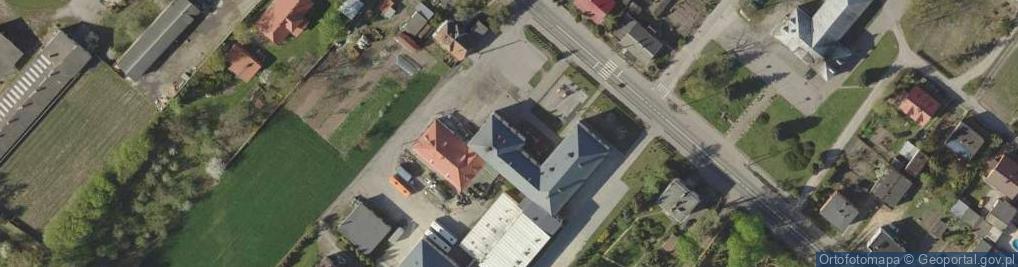 Zdjęcie satelitarne Centrum Edukacji I Kształcenia Kadr Trzyletnie Liceum Ogólnokształcące Dla Dorosłych W Bądkowie