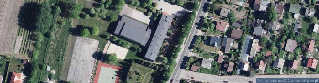 Zdjęcie satelitarne I Liceum Ogólnokształcące IM Marii Skłodowskiej Curie w Rykach
