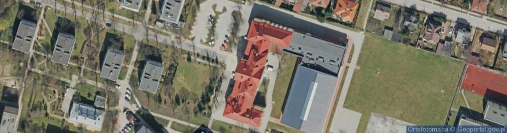 Zdjęcie satelitarne Katolickie Liceum Ogólnokształcące Im. Św. Stanisława Kostki W Kielcach