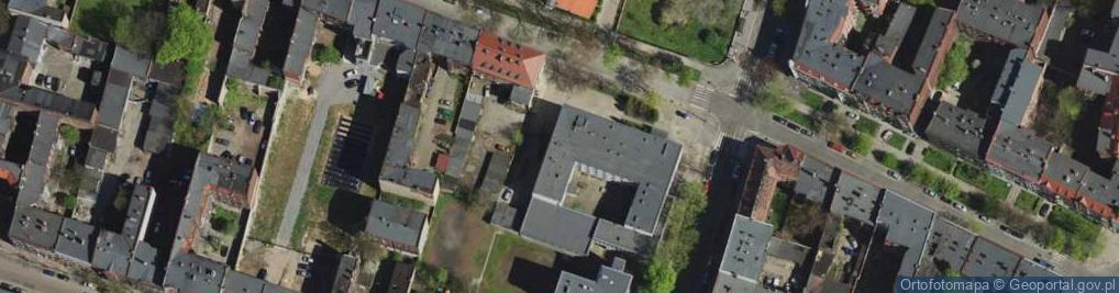 Zdjęcie satelitarne Liceum Ogólnokształcace Dla Dorosłych 'Edukacja' W Bytomiu