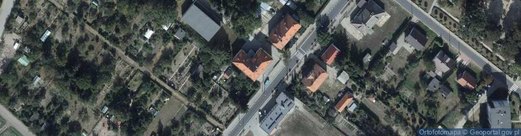 Zdjęcie satelitarne Liceum Ogólnokształcące Dla Dorosłych Im. Lecha Wałęsy W Kowalewie Pomorskim