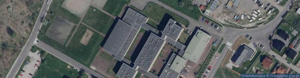 Zdjęcie satelitarne Liceum Ogólnokształcące Im. Adama Mickiewicza W Lubaniu