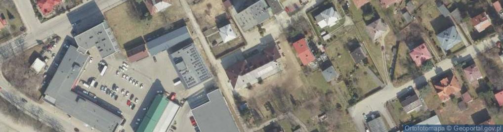 Zdjęcie satelitarne Liceum Plastyczne Im. Tadeusza Brzozowskiego W Krośnie