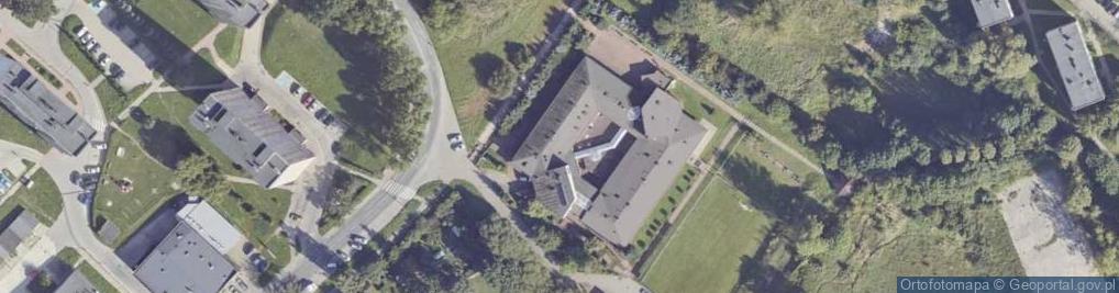 Zdjęcie satelitarne Niepubliczne Liceum Ogólnokształcące Dla Dorosłych W Starachowicach Zakładu Doskonalenia Zawodowego W Kielcach