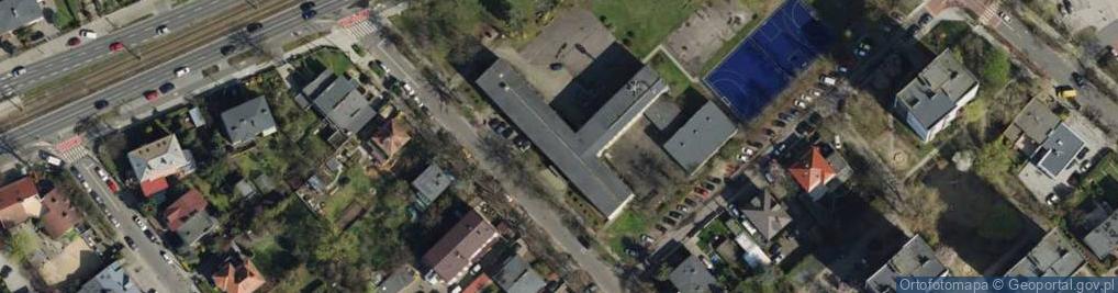 Zdjęcie satelitarne Publiczne Liceum Ogólnokształcące Dla Dorosłych Fundacji Bahtałe Roma