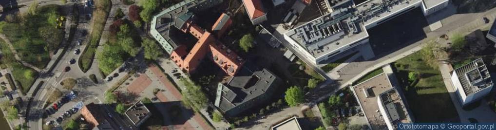 Zdjęcie satelitarne Publiczne Liceum Ogólnokształcące Specjalne Im. Matki Teresy Potockiej Dla Niedostosowanych Społecznie W Młodzieżowym Ośrodku Wychowawczym We Wrocławiu