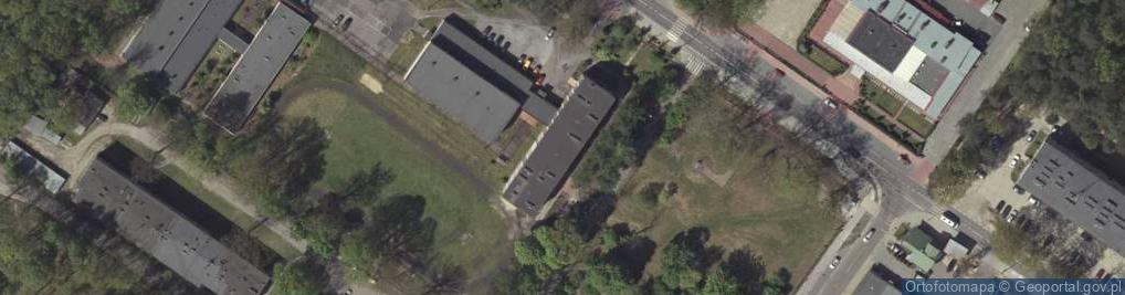 Zdjęcie satelitarne Uzupełniające Liceum Ogólnokształcące Dla Dorosłych W Poniatowej