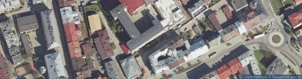 Zdjęcie satelitarne V Liceum Ogólnokształcące Im. Stefana Banacha W Jarosławiu