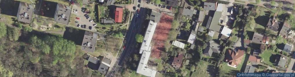Zdjęcie satelitarne V Liceum Ogólnokształcące Im. Władysława Broniewskiego