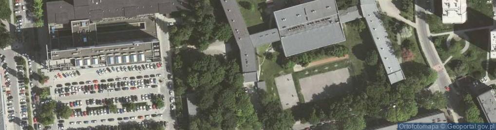 Zdjęcie satelitarne Xiii Liceum Ogólnokształcące Im. Bohaterów Westerplatte W Krakowie