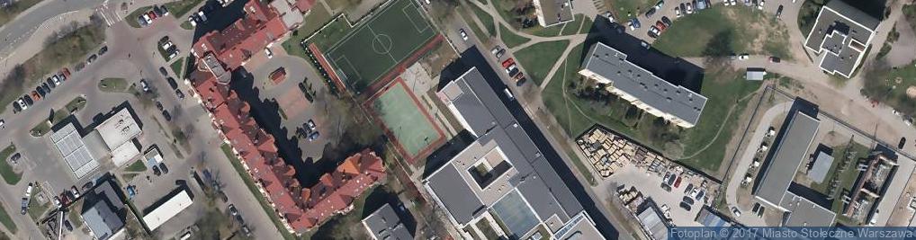 Zdjęcie satelitarne Xiii Liceum Ogólnokształcące Z Oddziałami Dwujęzycznymi Im. Płk. Leopolda Lisa-Kuli