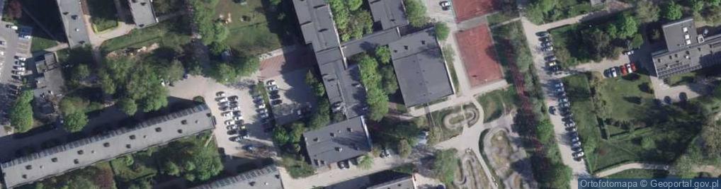 Zdjęcie satelitarne Zaoczne Liceum Ogólnokształcące 'Cosinus' W Toruniu